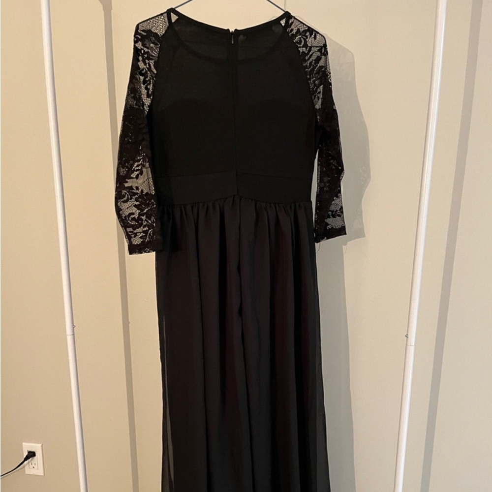 Chic Black Lace Long Sleeve Dress new firm Price
